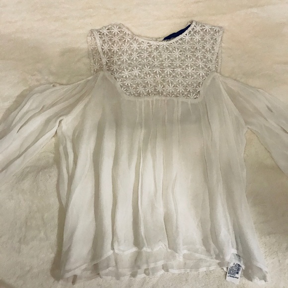 Zara Cold Shoulder Flowy Top - Picture 9 of 11